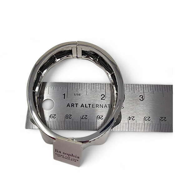 NWT Lia Sophia "Ribbon" Silver / Cut Crystal Stretch Bracelet (Small) - Picture 6 of 6